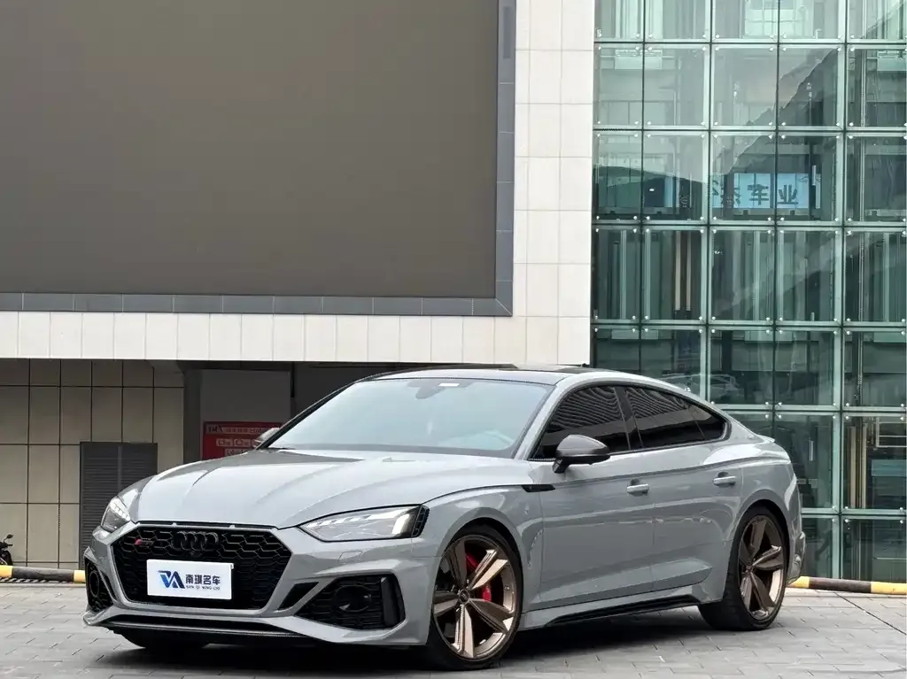 Audi RS 5 — фото 1
