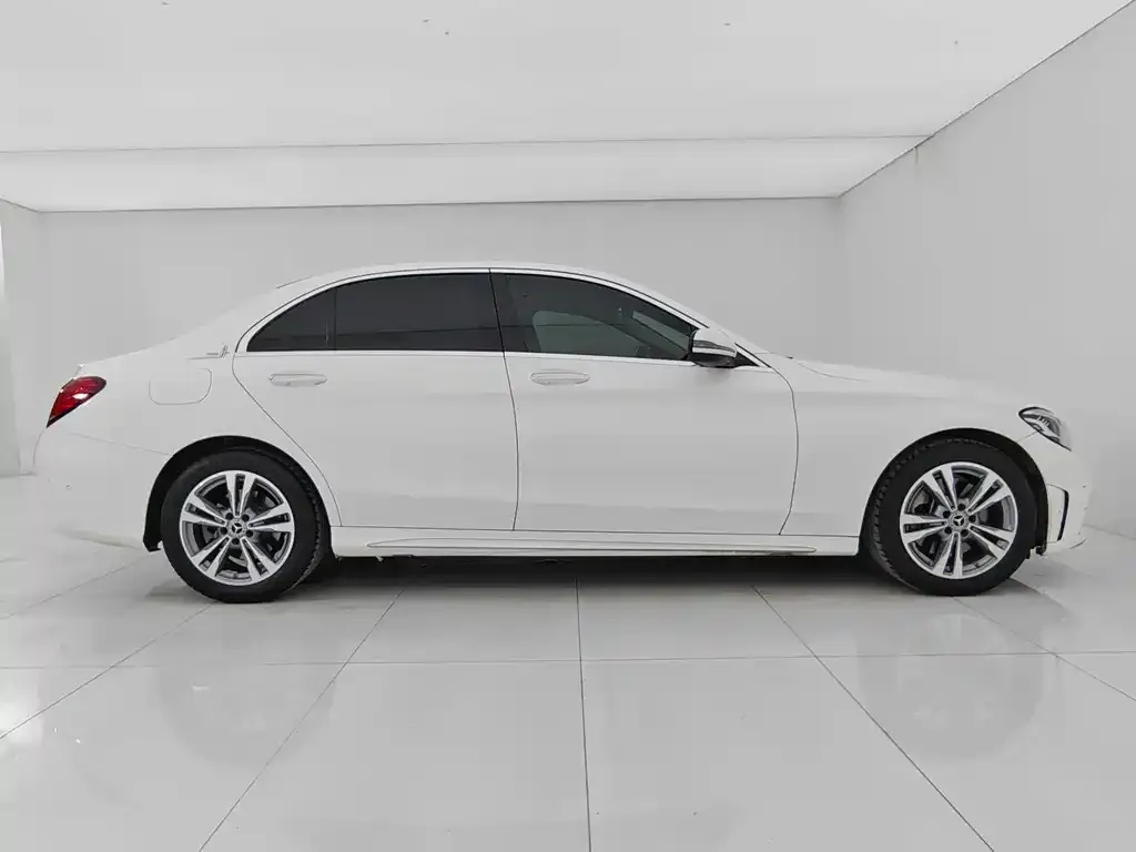Mercedes-Benz C-Class — фото 9