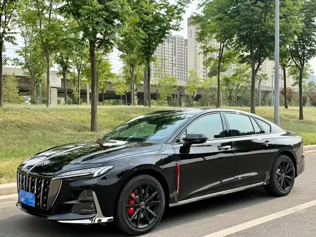 Hongqi H6 — фото 1