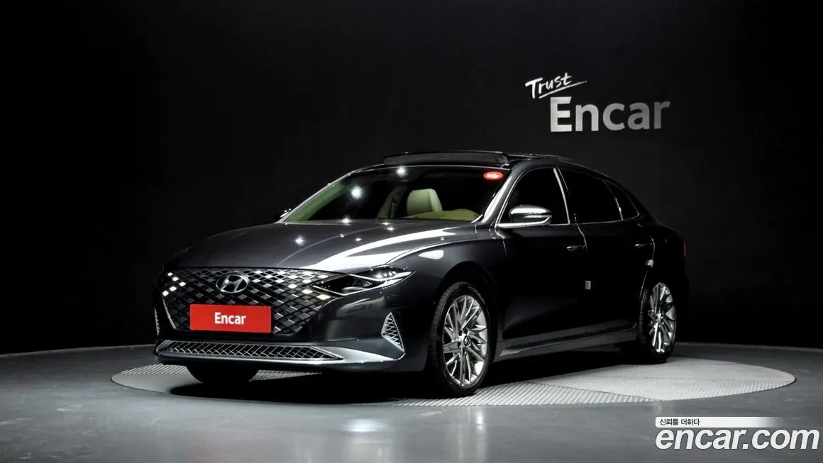 Hyundai Grandeur — фото 1