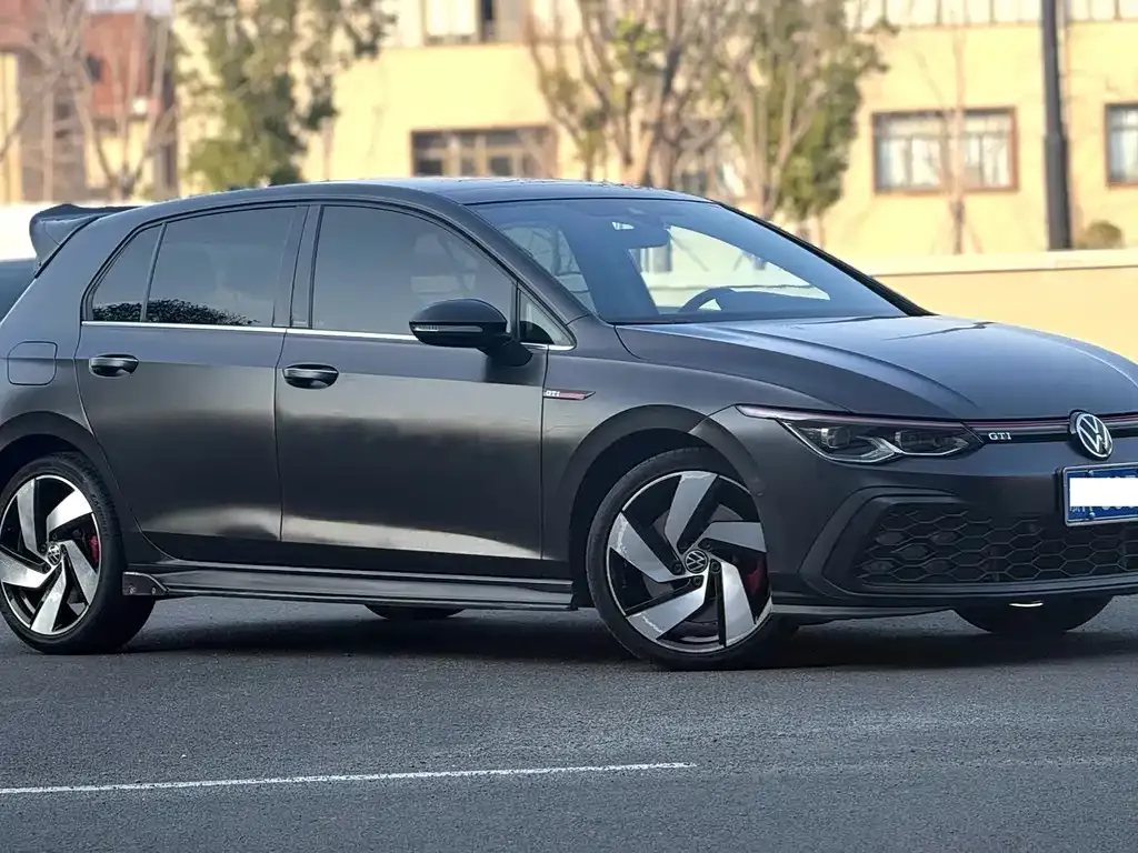 Volkswagen Golf GTI — фото 5