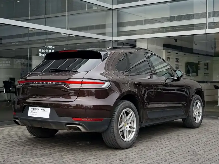 Porsche Macan — фото 10