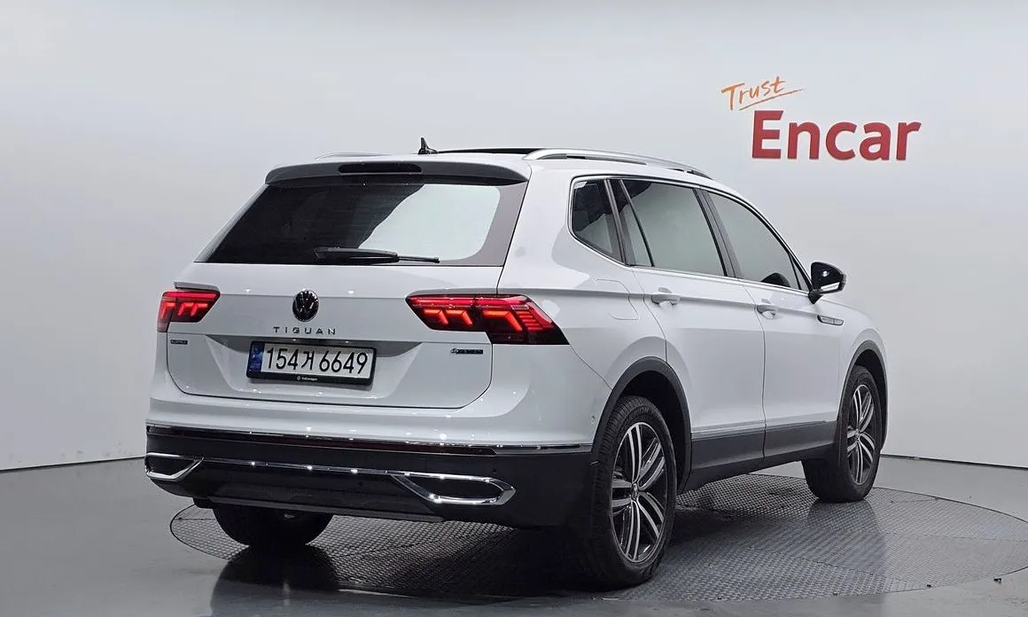 Volkswagen Tiguan — фото 5