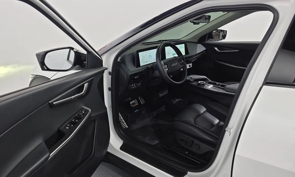 Kia EV6 — фото 10