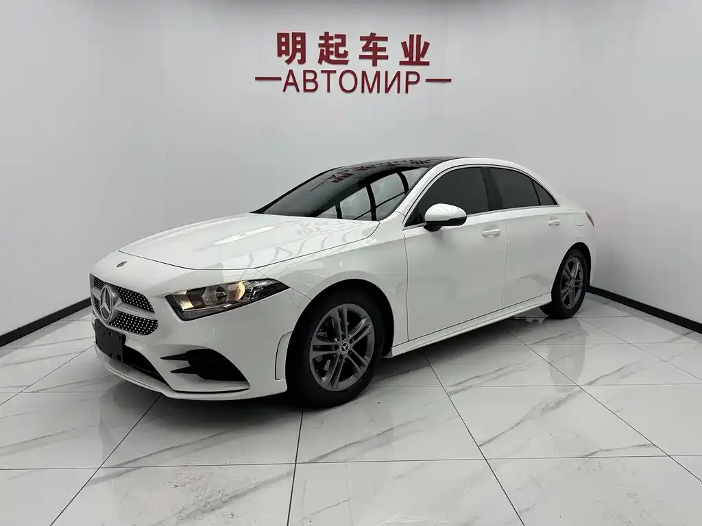 Mercedes-Benz A-Class — фото 1