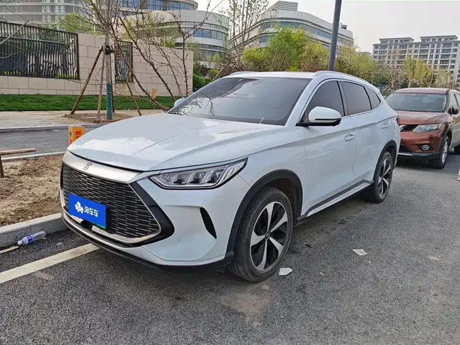 BYD PLUS New Energy — фото 1