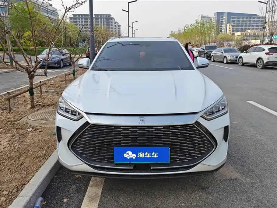 BYD PLUS New Energy — фото 9