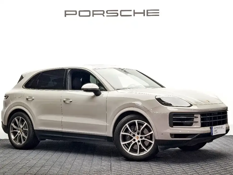 Porsche Cayenne — фото 1