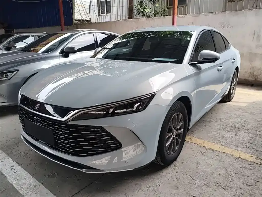 BYD Qin L — фото 1