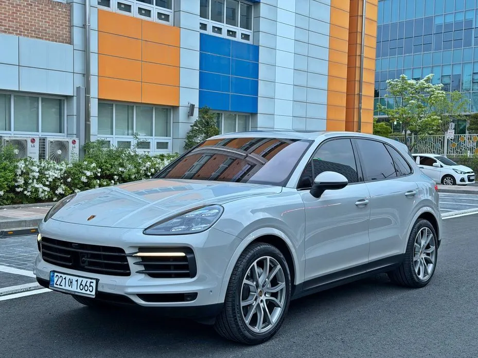 Porsche Cayenne — фото 8