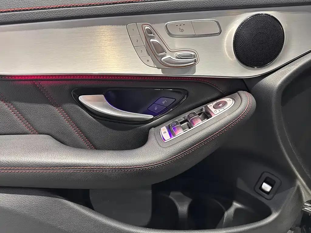Mercedes-Benz GLC AMG — фото 9
