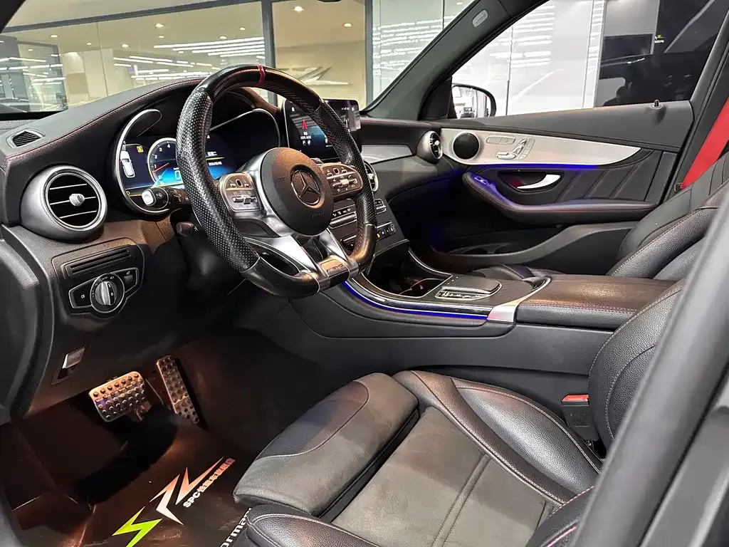 Mercedes-Benz GLC AMG — фото 8