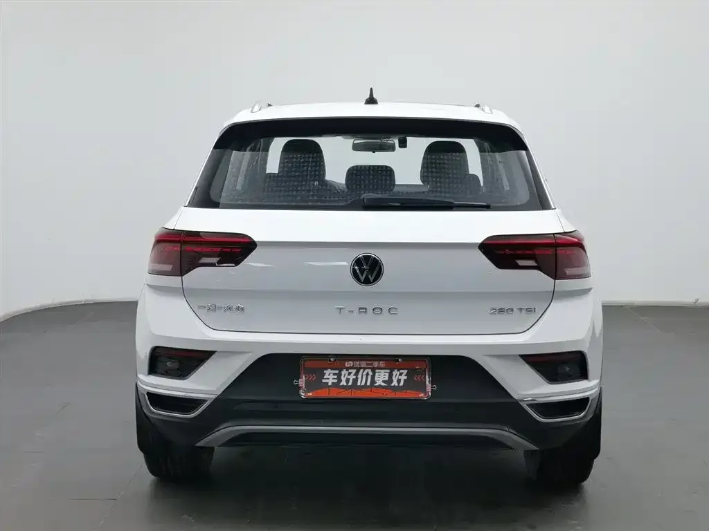 Volkswagen T-Roc — фото 7