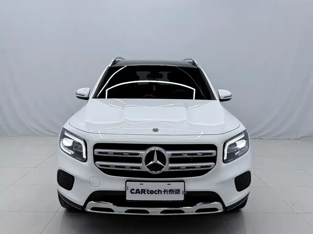 Mercedes-Benz GLB — фото 3