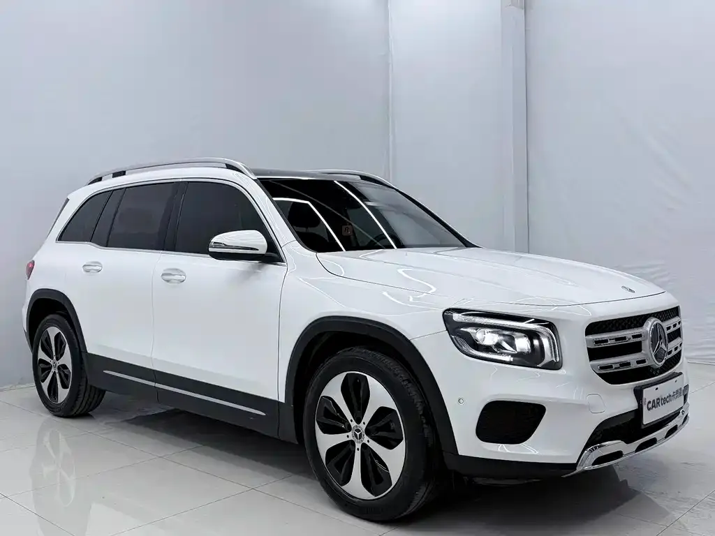Mercedes-Benz GLB — фото 7