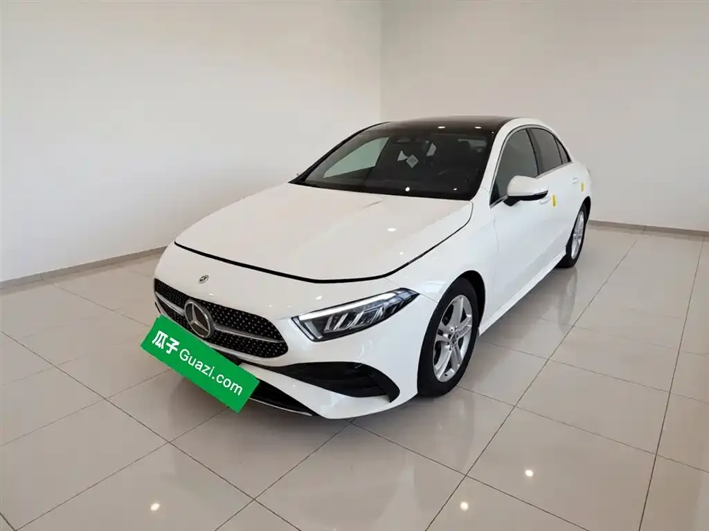 Mercedes-Benz A-Class — фото 1