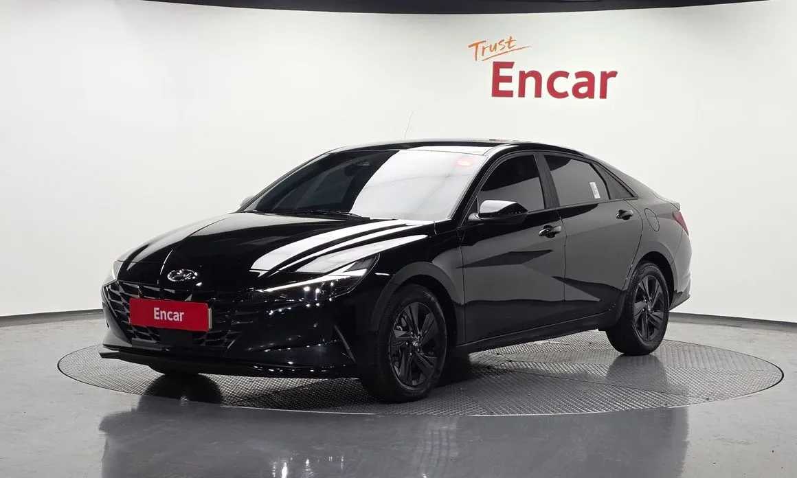 Hyundai AVANTE — фото 1