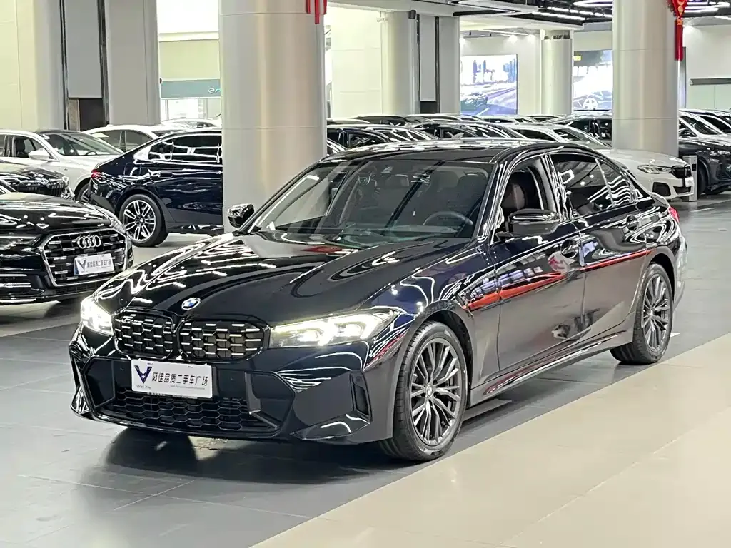 BMW 3 Series — фото 1