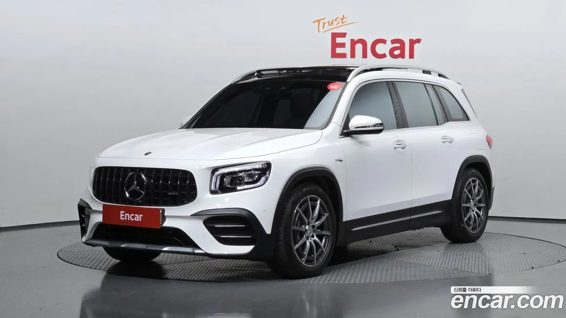 Mercedes-Benz GLB-Class — фото 1