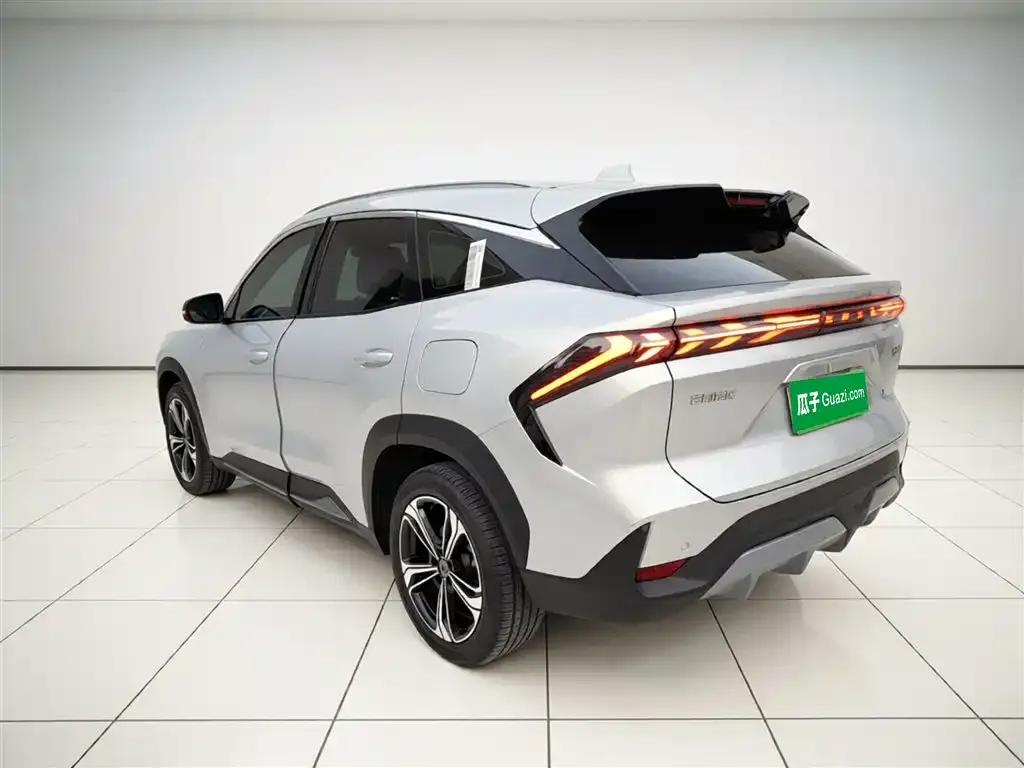 Geely Galaxy L7 — фото 10
