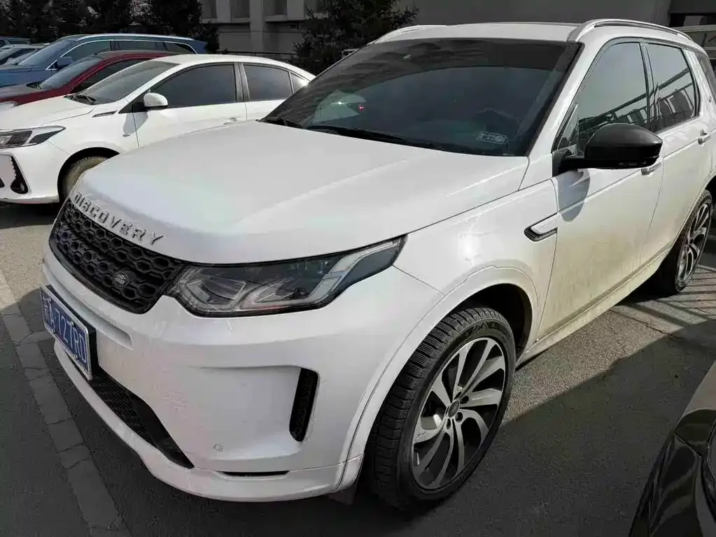 Land Rover Discovery Sport — фото 1