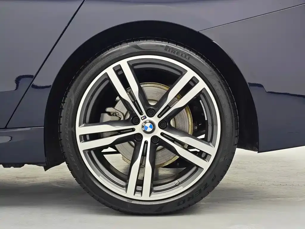 BMW 6 Series GT — фото 9
