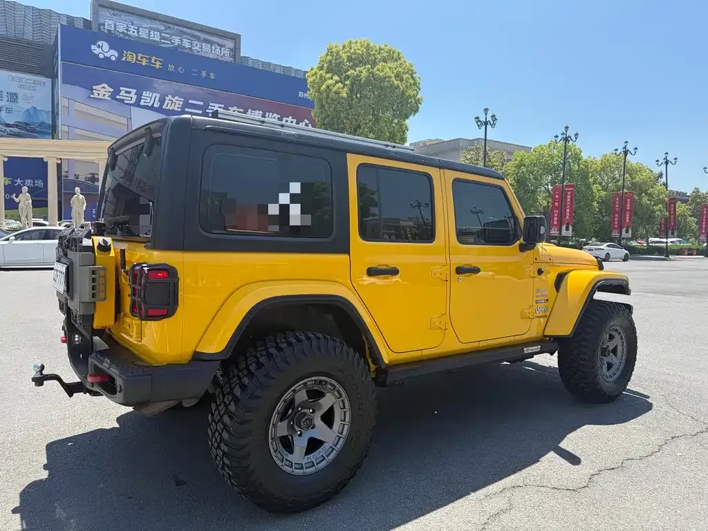 Jeep Wrangler — фото 6