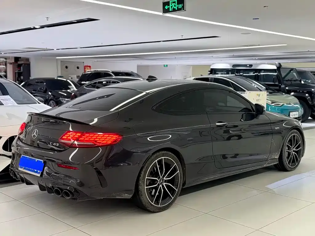Mercedes-Benz C-Class AMG — фото 5