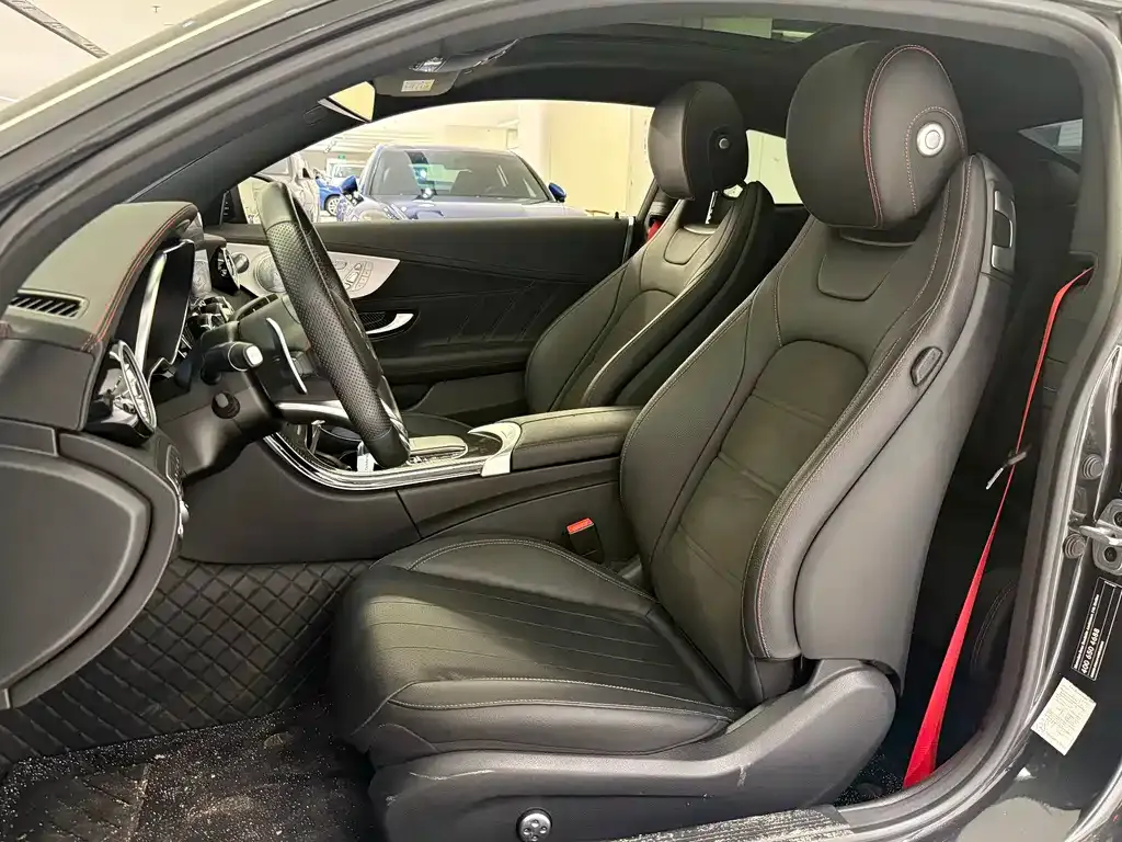 Mercedes-Benz C-Class AMG — фото 6