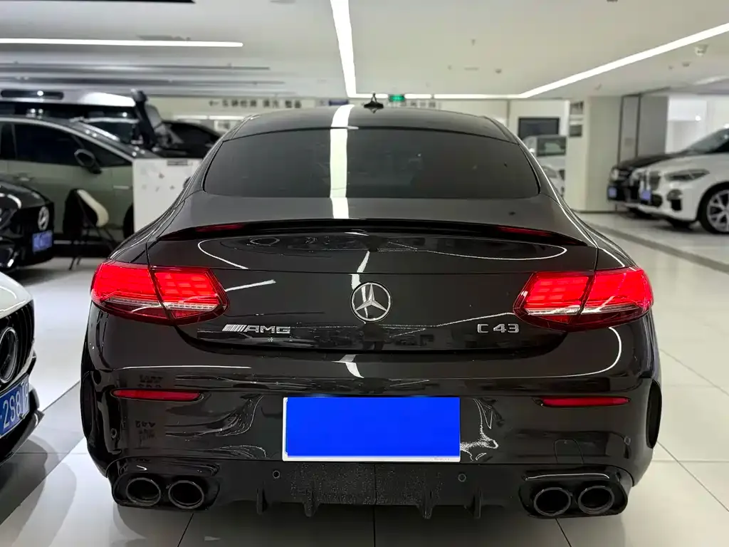 Mercedes-Benz C-Class AMG — фото 4