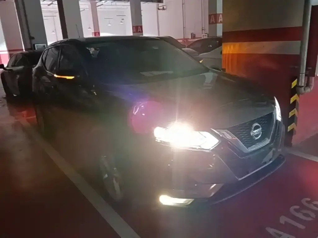 Nissan Qashqai — фото 10