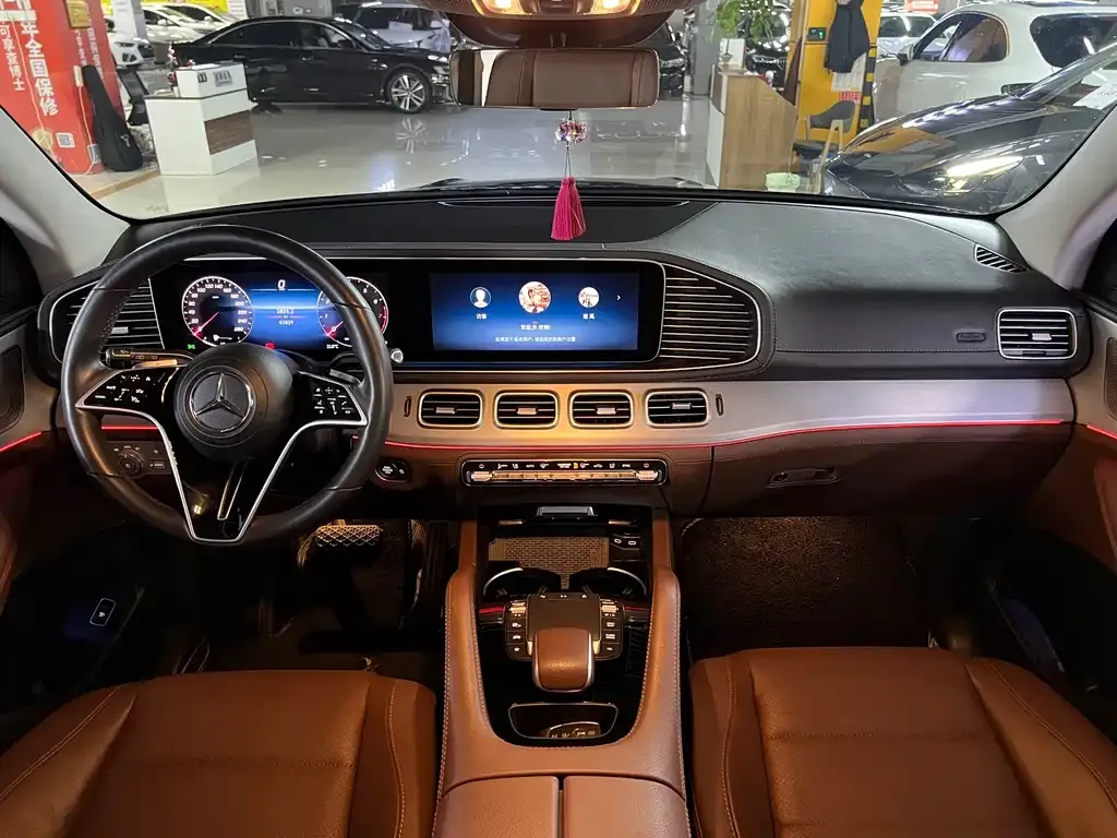Mercedes-Benz GLE — фото 7