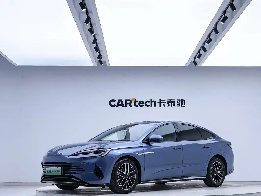 BYD Seal — фото 1