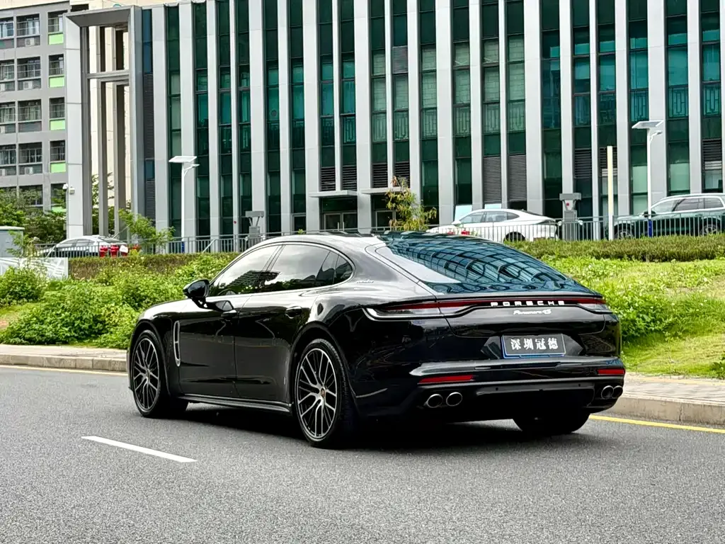 Porsche Panamera — фото 10