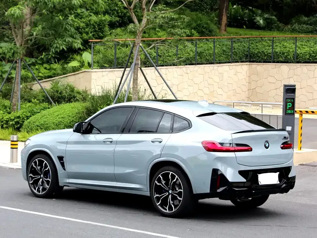 BMW X4 M — фото 7