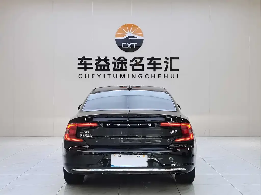 Volvo S90 — фото 5
