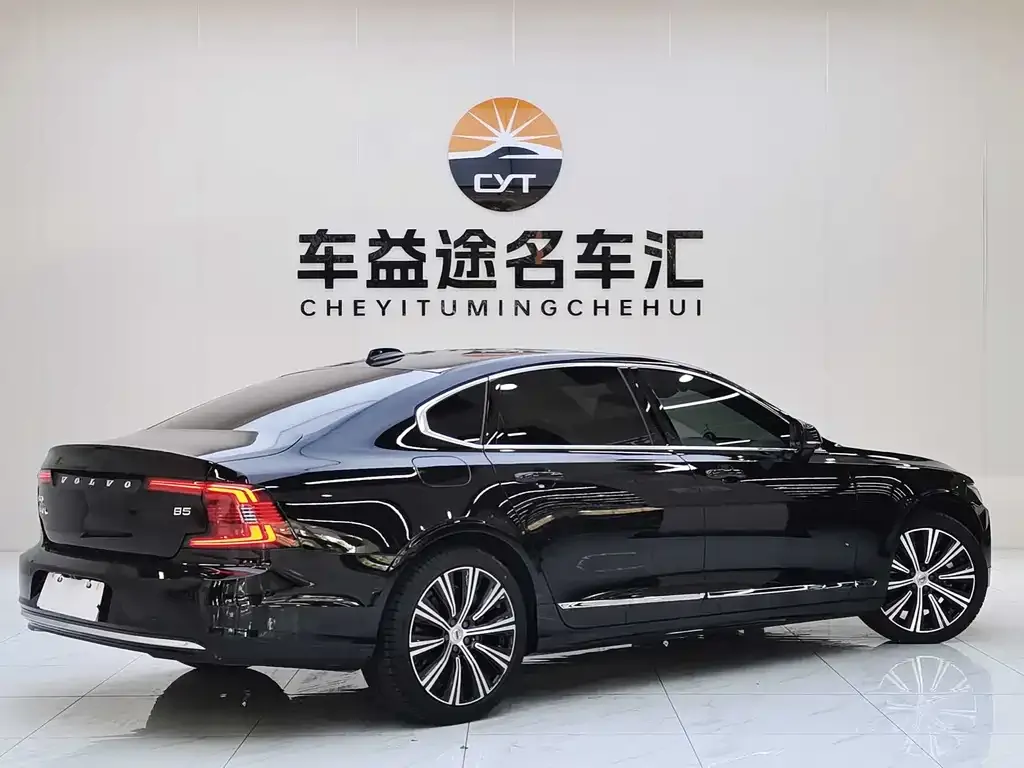 Volvo S90 — фото 7