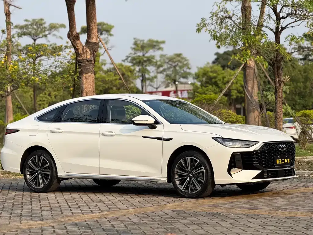 Chery Arrizo 8 PRO — фото 10