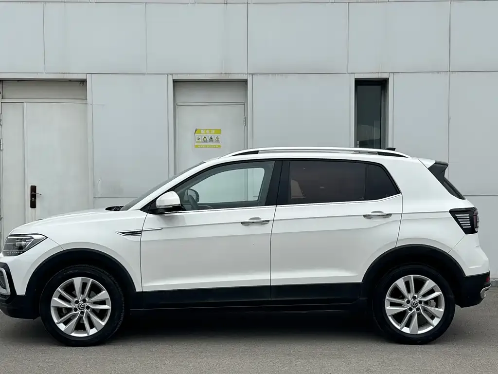 Volkswagen T-Cross — фото 6