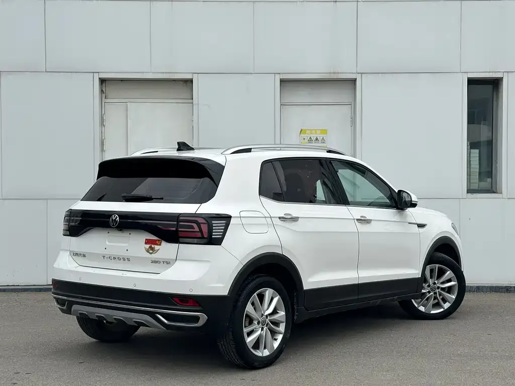 Volkswagen T-Cross — фото 7