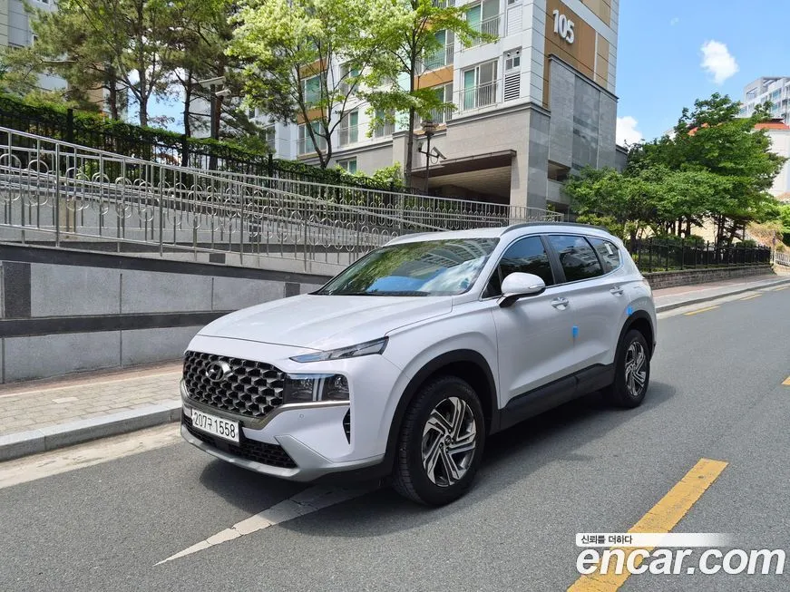Hyundai Santafe — фото 1