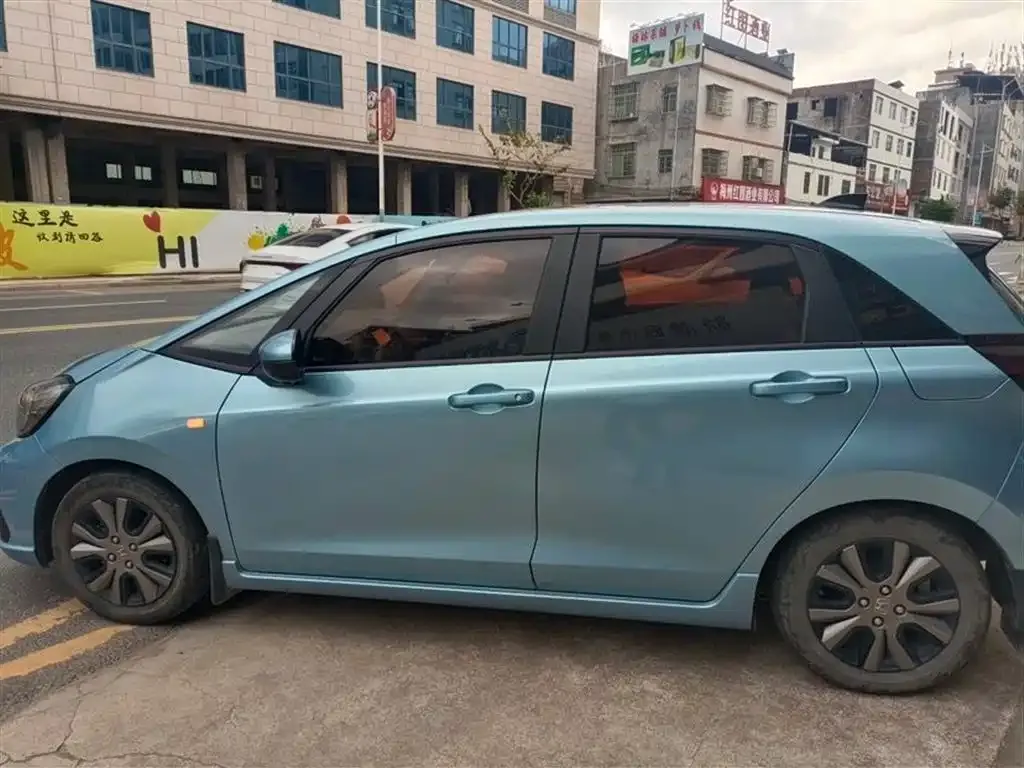 Honda Fit — фото 3