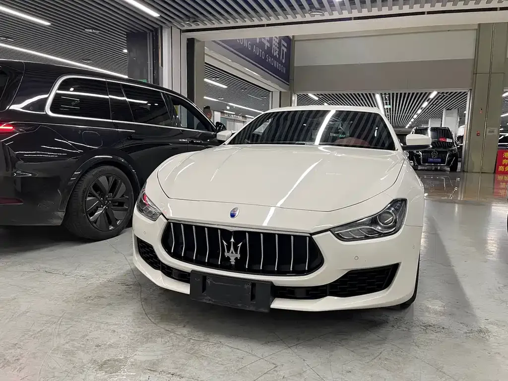 Maserati Ghibli — фото 7