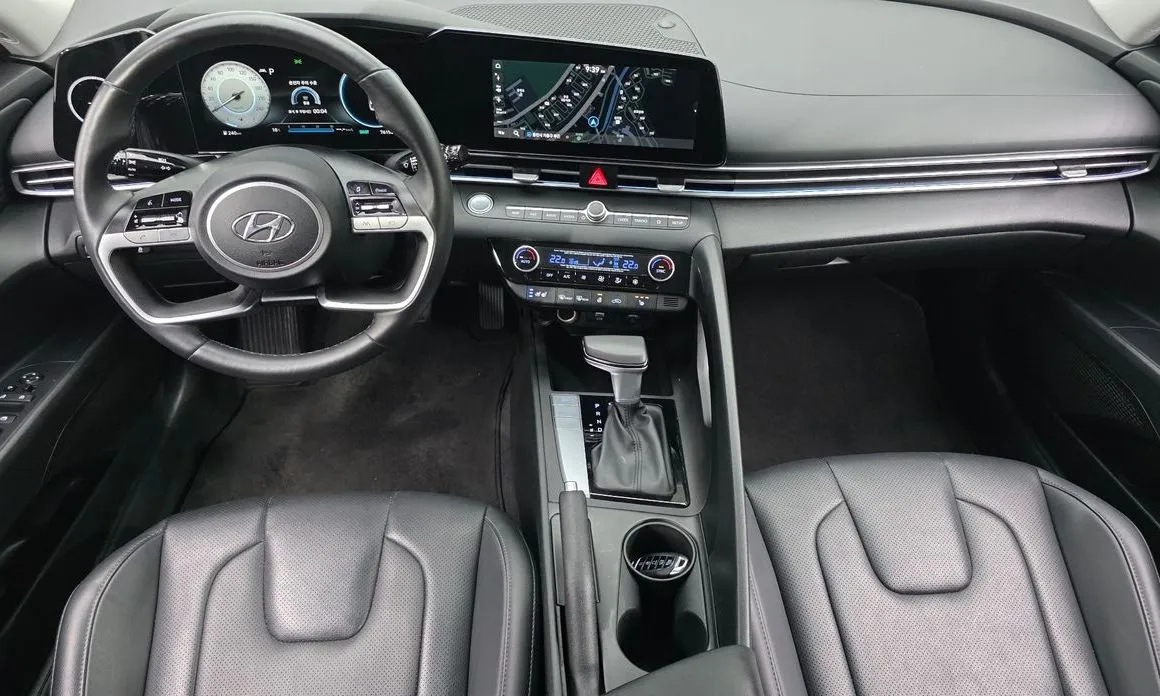 Hyundai AVANTE — фото 9