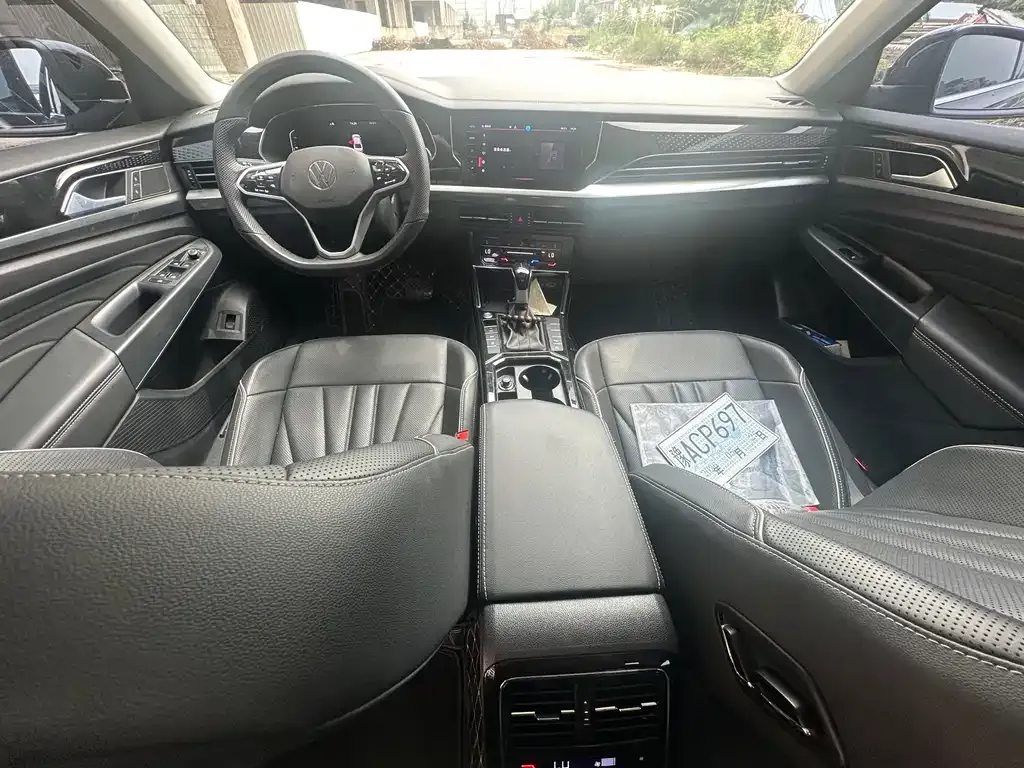 Volkswagen Passat — фото 6