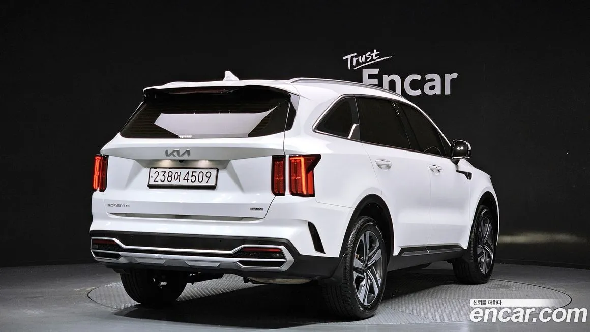 Kia Sorento — фото 3