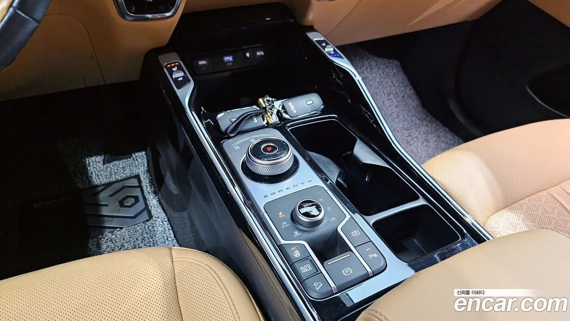 Kia Sorento — фото 7