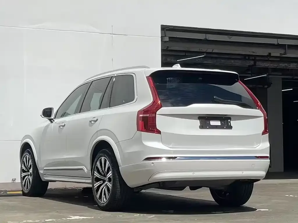Volvo XC90 — фото 3