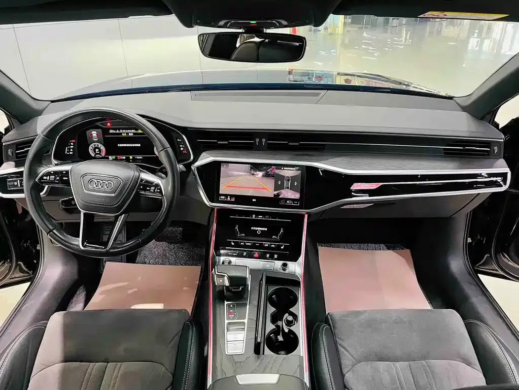 Audi A6L — фото 2