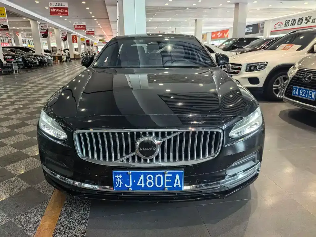Volvo S90 — фото 4